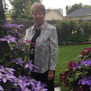 Meet your Posher, Mavis